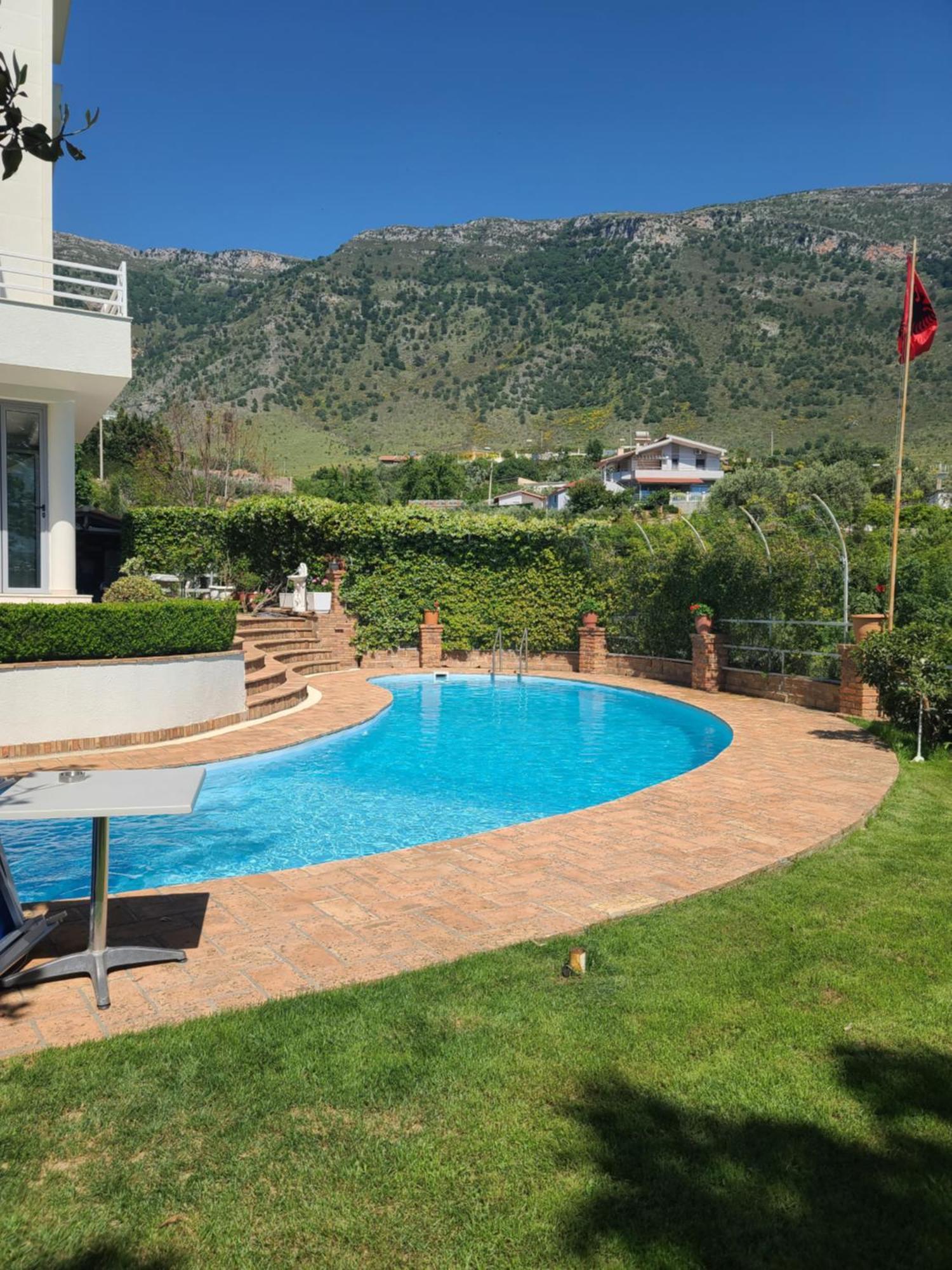 Guest house Elida