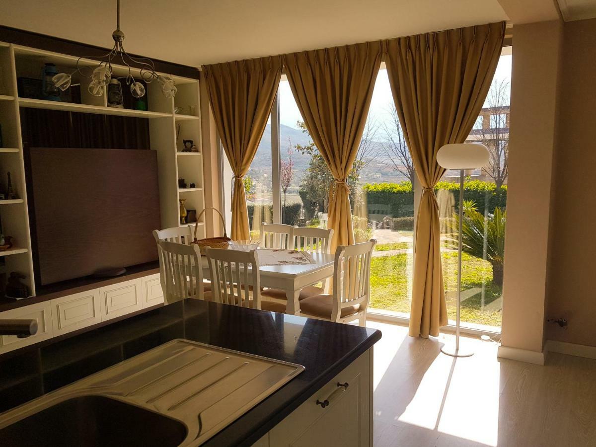 Elida Guest house *